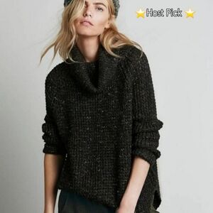 Free People Dylan Tweedy Wool Sweater. Size XS  ⭐️ HP⭐️